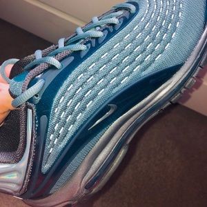 air max deluxe celestial teal